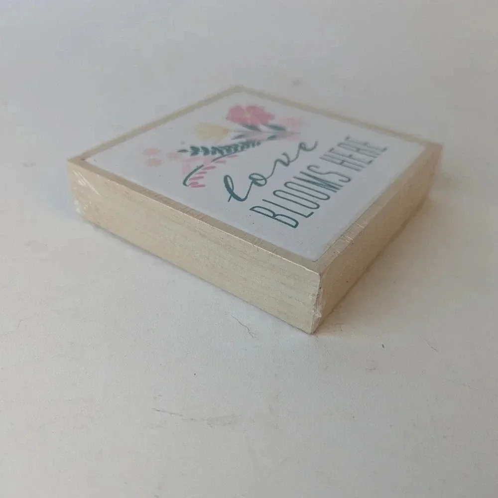 NWT Small Wooden Plaque